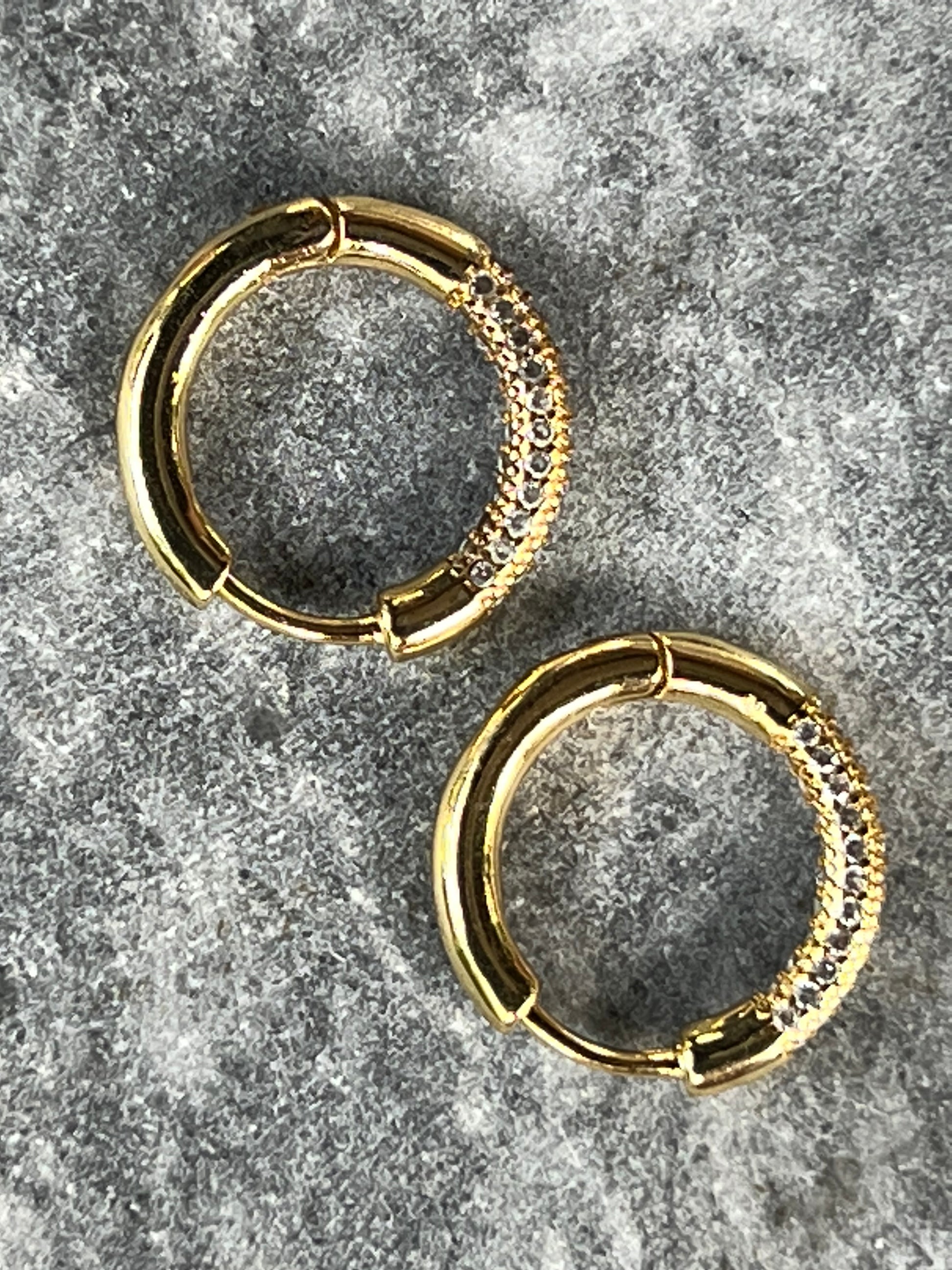 everyday elegant gold filled circle hoop earrings