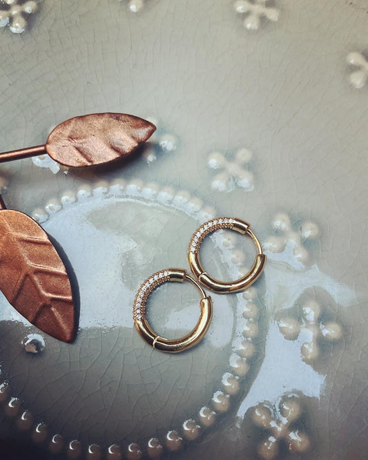 gold filled circle hoop earrings